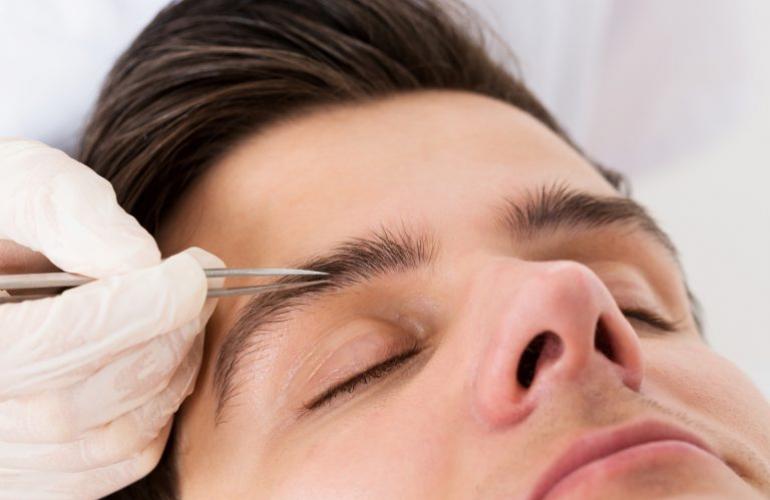 A Brief Guide To Men’s Eyebrow Treatment 